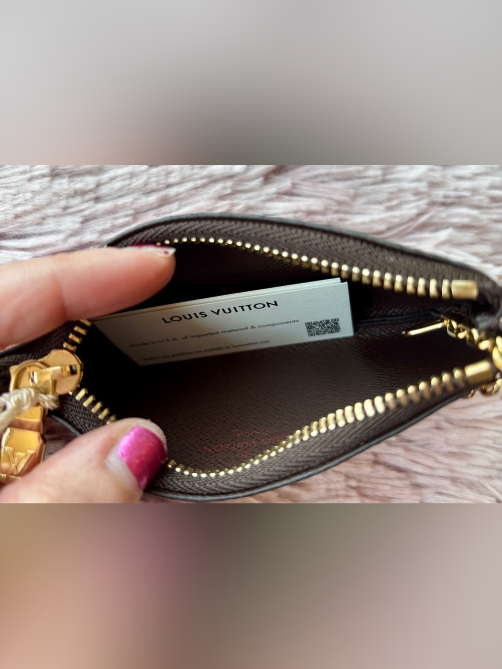 NWT Louis Vuitton Damier Ebene Key Pouch - Picture 9 of 11